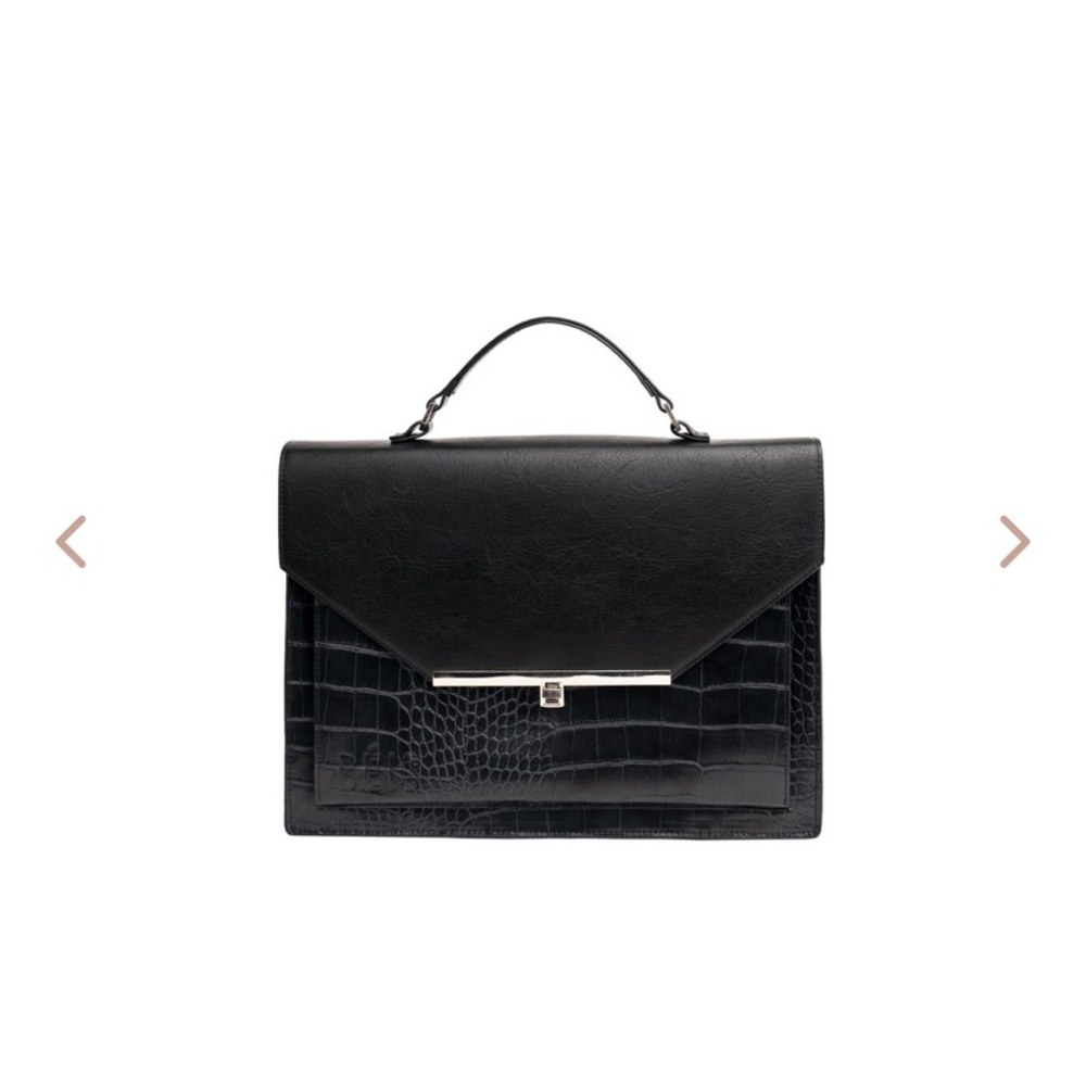 Beis The Messenger in Black Croc